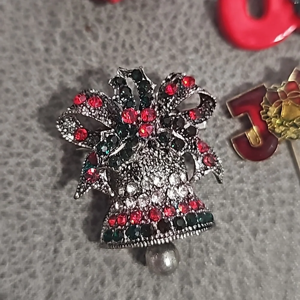 Christmas Brooches Pins